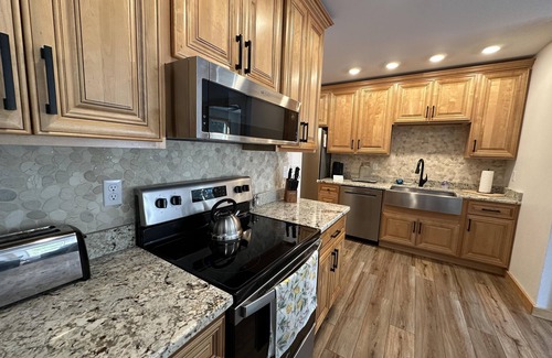 Stanton Cabin | Beautiful 4 bedroom in Red River Gorge