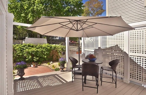Newburyport House | Beautiful 4 Bedroom Home in the Heart of Historic Downtown Newburyport