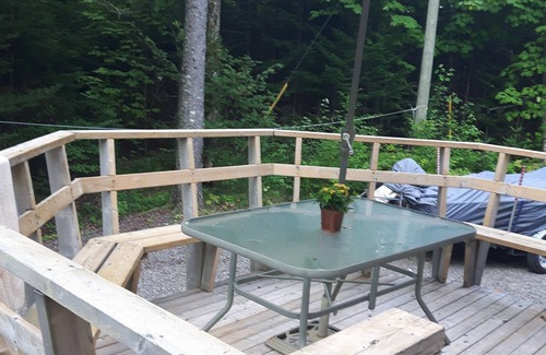 Saint Patrick Cottage | Beautiful 4 Season Lakefront Cottage on quiet Lily Lake
