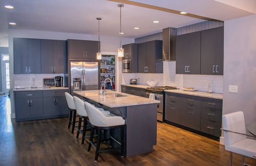 Salemtown House | Beautiful 4bd, Contemporary Home - Germantown