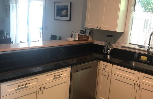 Oak Bluffs House | Beautiful 5 BR, 4.5 baths w/modern conveniences