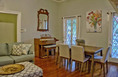 Historic Downtown Savannah Bed & Breakfast | Beautiful 6 Bed, 5 Bath Historic Savannah Home
