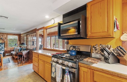 Lebanon House | Beautiful 6 Bedroom Lakefront Home w/Own Dock and beautiful foliage views. Please note that this home does not have air conditioning. Box fans are provided and because of our proximity to the lake, it is cooler in the evenings.