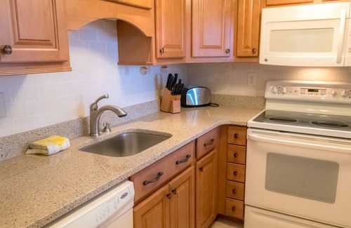 Siesta Key Condo | Beautiful 6th Floor One Bedroom Condo Overlooking the Bay