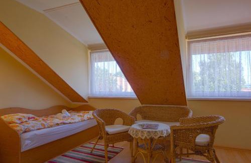 Balatonszepezd Apartment | Beautiful accommodation with garden