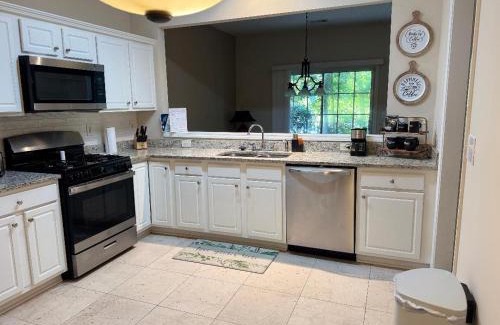 Duluth Apartment | Beautiful and cozy house in Duluth!