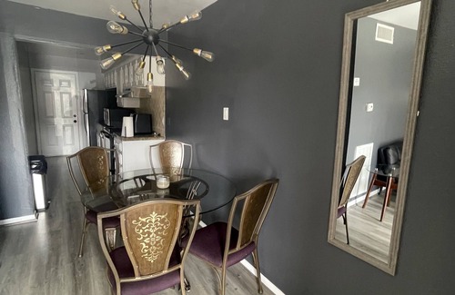 Spring Branch Central Apartment | Beautiful and peaceful place right next to the mall!