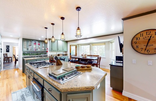 Grass Valley House | Beautiful and secluded home with a pool, 2 large decks & full basketball court