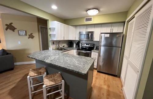 Seabrook Island Villa | Beautiful and Spacious 2 Bedroom Courtside Villa!