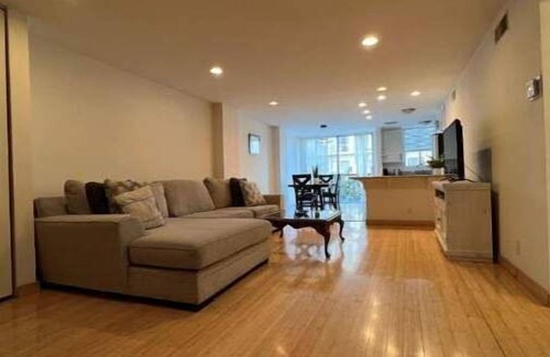 Westwood Apartment | Beautiful and Spacious Condo- Close to UCLA