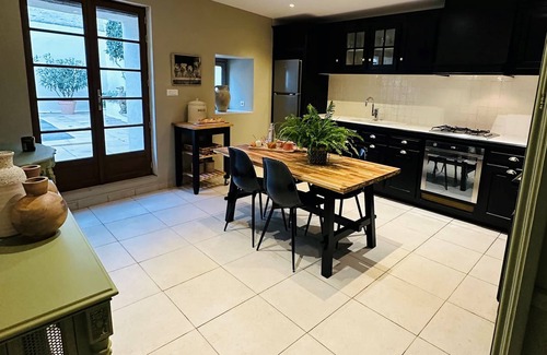 Pouzolles House | Beautiful and spacious character 6 bed home with large, private heated pool.