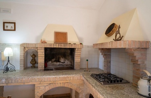 Citta Sant'Angelo Apartment | Beautiful apartment for 4 people with pool, WIFI, TV, pets allowed and panoramic view