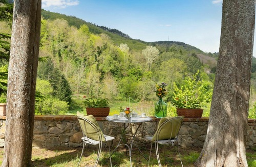 Torsoli Villa | Beautiful apartment in villa for 20 people with private pool, WIFI, TV, terrace and pets allowed