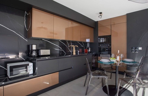 Cros-de-Cagnes Apartment | Beautiful apartment for 2 people with A/C, WIFI, TV, terrace and pets allowed