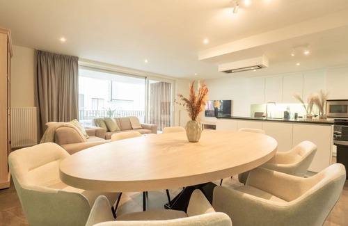 Blankenberge Apartment | Beautiful apartment for 8 guests with WIFI, TV and terrace