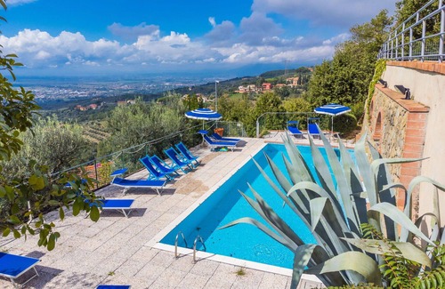 San Baronto Apartment | Beautiful apartment for 2 people with pool, WIFI, TV, terrace, pets allowed and panoramic view