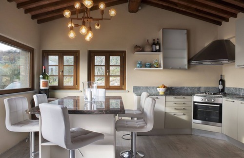 Pontassieve House | Beautiful apartment in villa for 4 people with pool, A/C, WIFI, TV, patio and panoramic view
