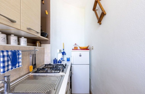 Ventimiglia Apartment | Beautiful apartment for 4 guests with pool, WIFI, TV, terrace and panoramic view