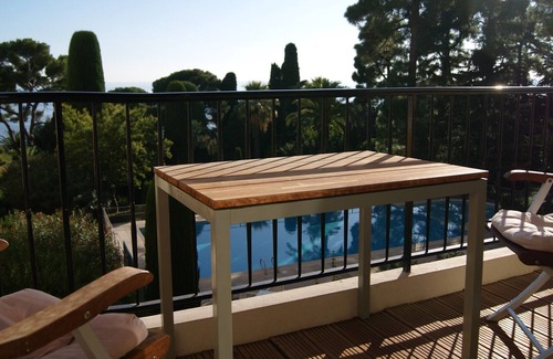 Cap d'Ail Apartment | Beautiful apartment by Sea, Plage Mala. Lovely swimming pool & close to Monaco