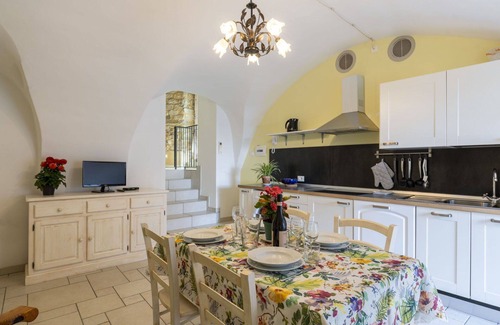 Terzorio Apartment | Beautiful apartment for 6 guests with WIFI, A/C, balcony, pets allowed and parking