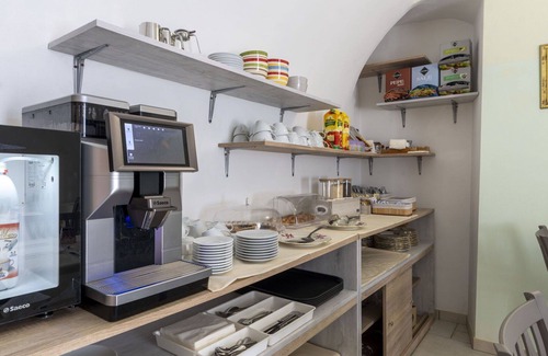 Pompeiana Apartment | Beautiful apartment for 6 people with A/C, WIFI, balcony and pets allowed