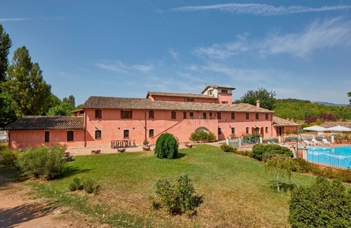 San Brizio Apartment | Beautiful apartment for 2 people with WIFI, pool, TV and balcony, close to Spoleto