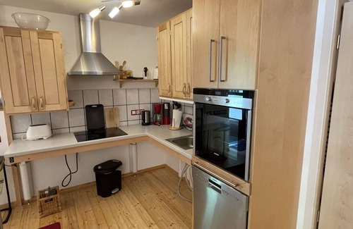 Trarbach Apartment | Beautiful apartment for 6 people with WIFI, hot tub, TV, patio, pets allowed and parking