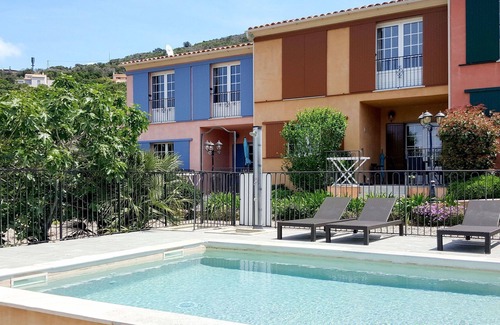 Galeria Apartment | Beautiful apartment for 5 people with WIFI, pool, A/C, TV and terrace