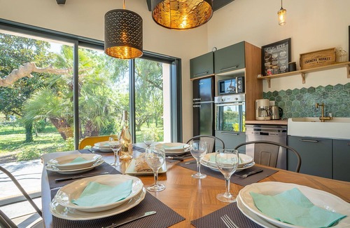 La Crau Apartment | Beautiful apartment for 6 guests with private pool, WIFI, TV and patio