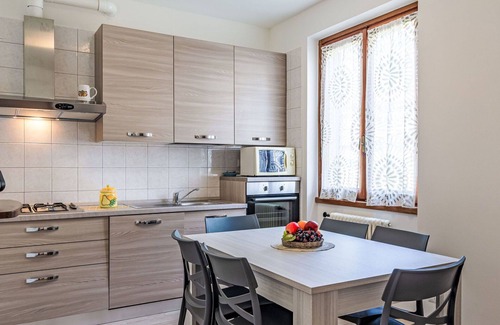 Bellano Apartment | Beautiful apartment for 6 guests with WIFI, TV, terrace, pets allowed and parking