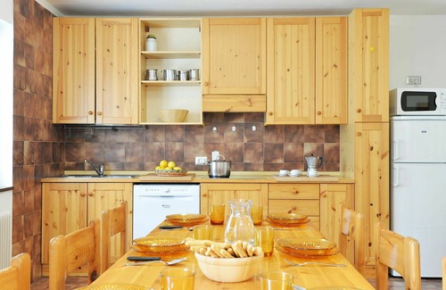 Alba Apartment | Beautiful apartment for 8 guests with WIFI, TV and pets allowed