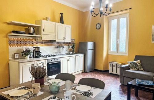 Prela Apartment | Beautiful apartment for 5 guests with pool, WIFI, TV, patio and pets allowed