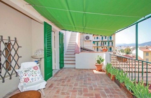 Santa Maria Novella Apartment | Beautiful apartment for 6 people with A/C, WIFI, TV and terrace