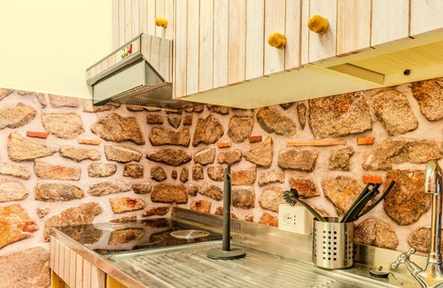 Mezzana Apartment | Beautiful apartment for 6 guests with WIFI, TV, patio and panoramic view