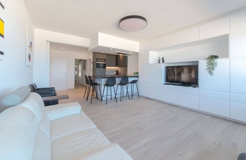 Mariakerke Apartment | Beautiful apartment for 4 people with WIFI, TV and balcony