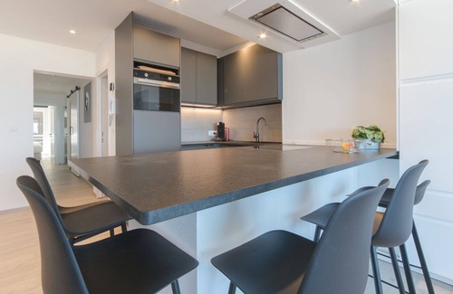 Mariakerke Apartment | Beautiful apartment for 4 people with WIFI, TV and balcony