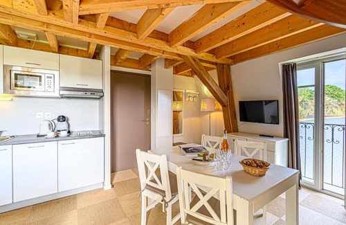 Baden Apartment | Beautiful apartment for 6 guests with pool, WIFI, TV and panoramic view
