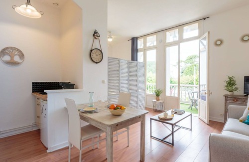 Pontaillac Apartment | Beautiful apartment for 2 people with WIFI, TV and terrace