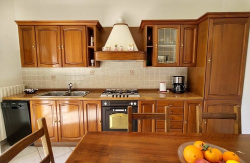 Luino Apartment | Beautiful apartment for 5 guests with WIFI, TV, terrace and pets allowed
