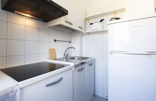 Bovisa Apartment | Beautiful apartment for 3 people with WIFI, A/C, TV and balcony