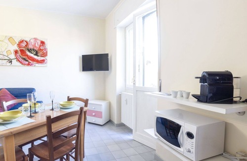 Bovisa Apartment | Beautiful apartment for 3 people with WIFI, A/C, TV and balcony
