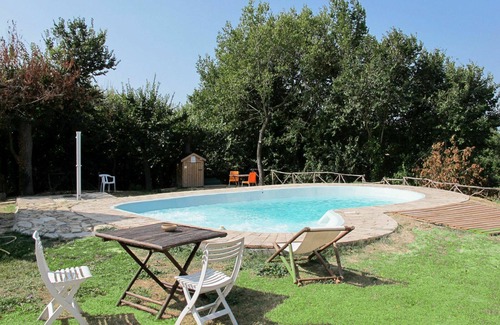 Granarola Apartment | Beautiful apartment for 2 people with pool, WIFI, A/C, TV, patio and pets allowed