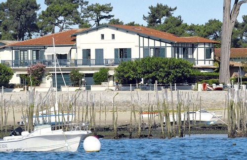 Cap-Ferret Apartment | Beautiful apartment for 4 people with TV, terrace and pets allowed