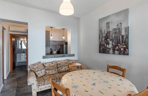 Sari-Solenzara House | Beautiful apartment in villa for 5 guests with WIFI, A/C, TV and patio