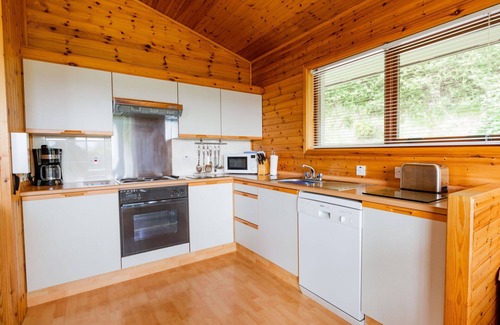 Drumnadrochit House | Beautiful apartment in villa for 6 people with WIFI, TV, patio, panoramic view and parking
