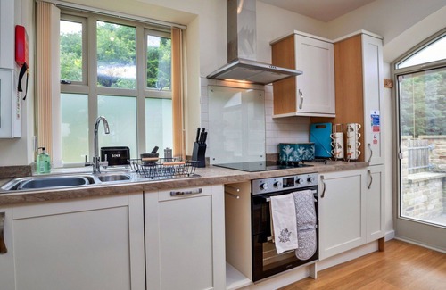 Thornton Dale Apartment | Beautiful apartment for 2 guests with WIFI, terrace, pets allowed and parking
