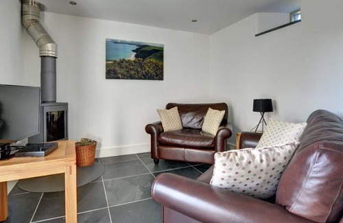 Trelil Villa | Beautiful apartment in villa for 2 people with WIFI, TV, patio and parking