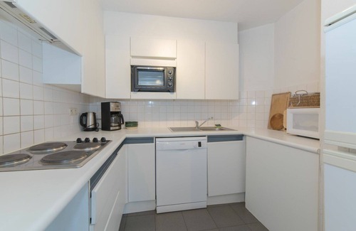 De Haan Villa | Beautiful apartment in villa for 6 people with WIFI, TV, terrace and pets allowed