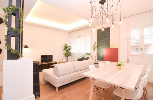 Chamberi Apartment | Beautiful Apartment in Quevedo by Batuecas