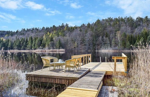 Songe Apartment | Beautiful apartment in Risør with WiFi